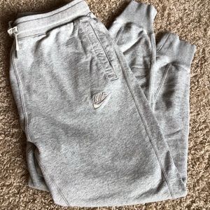 Men’s Nike Grey Jogger Sweatpants